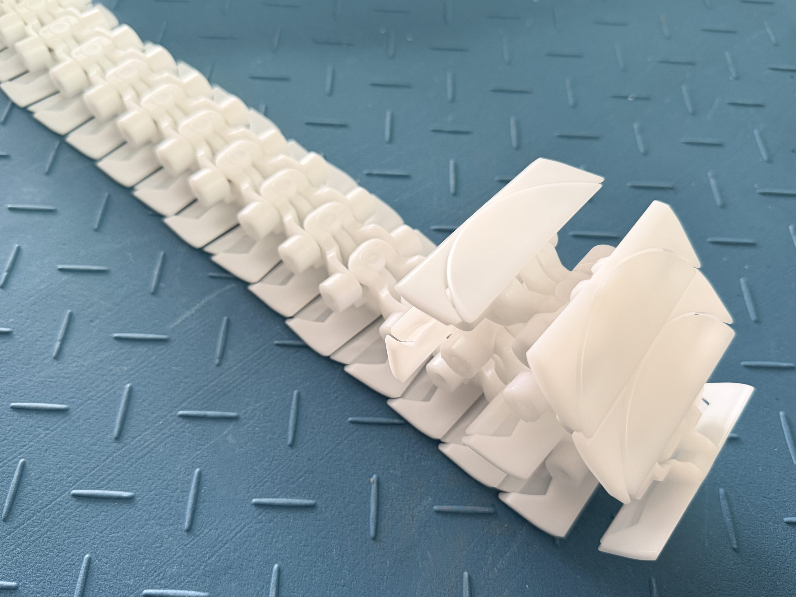 Curve Flexible Chain TR1775 13